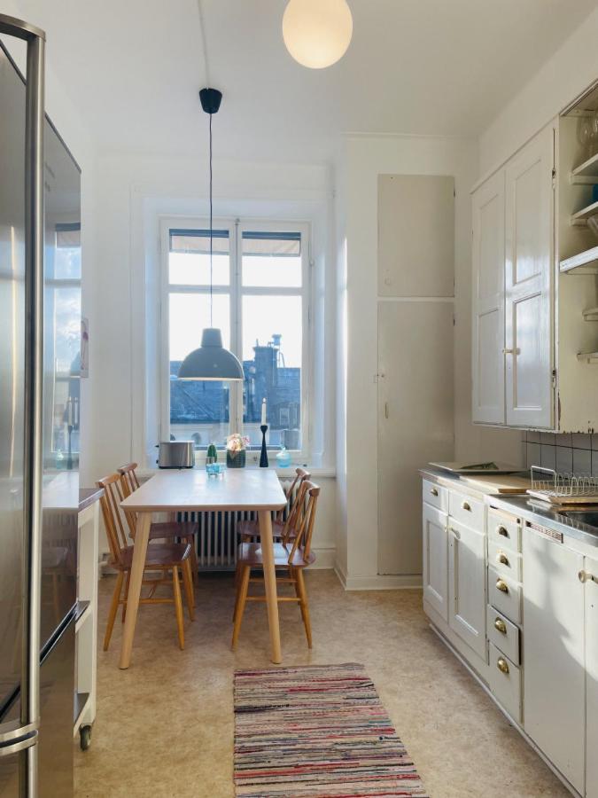 Trendy And Light 2 In Sofo, 65sqm